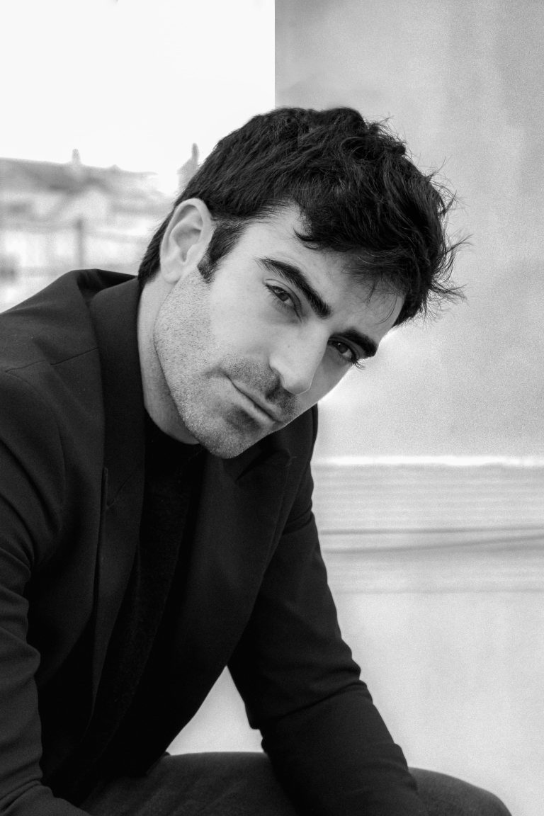 Robert Estrela Actor